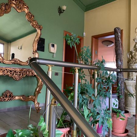 Tirana Apartment B&B Ngoại thất bức ảnh